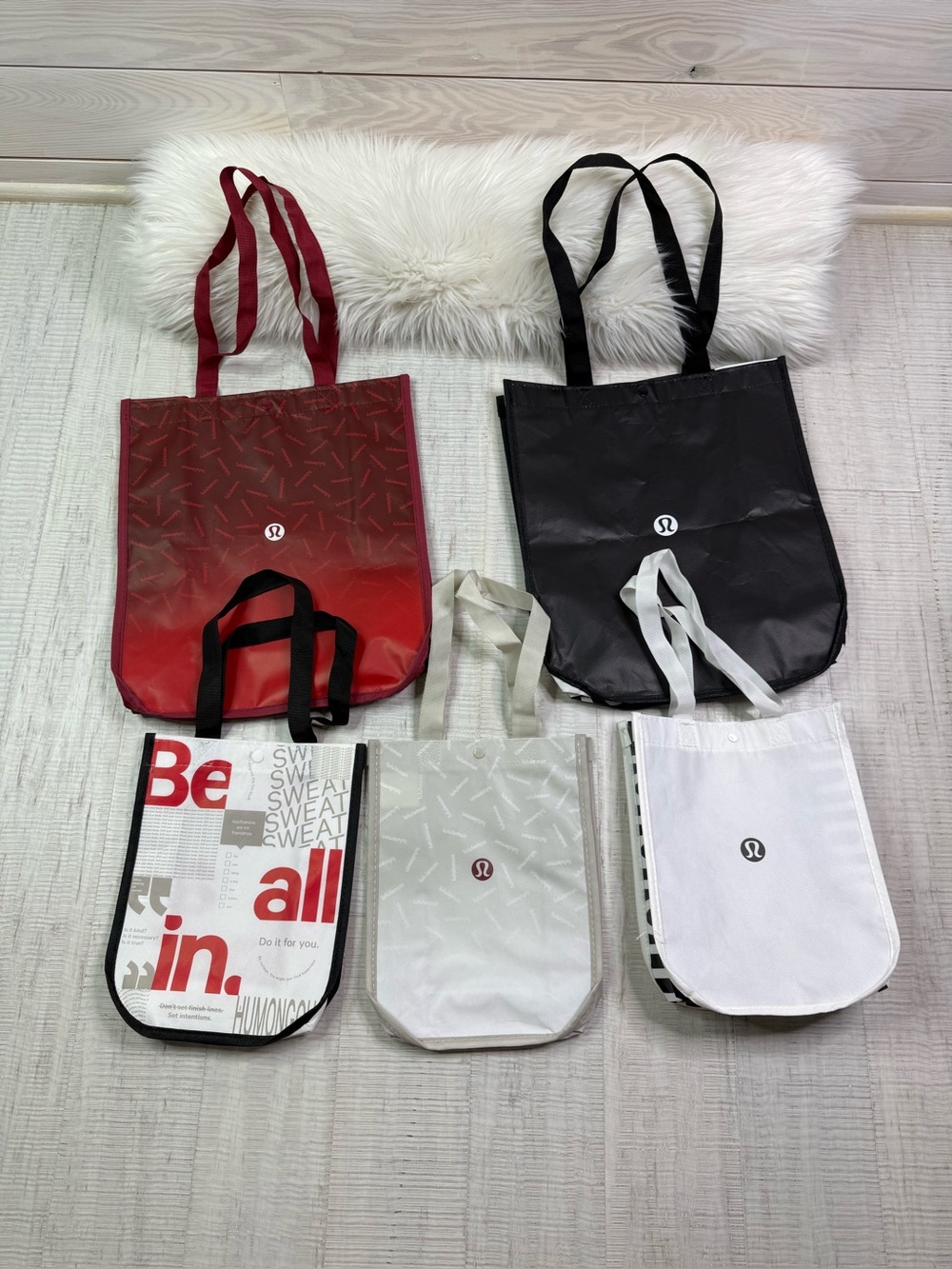Lululemon Shopping Reusable Tote Travel Gift Holiday Lunch Bag Set of 5